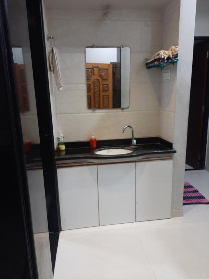 Rajlakshmi Niwas Apartment Solapur Exterior foto