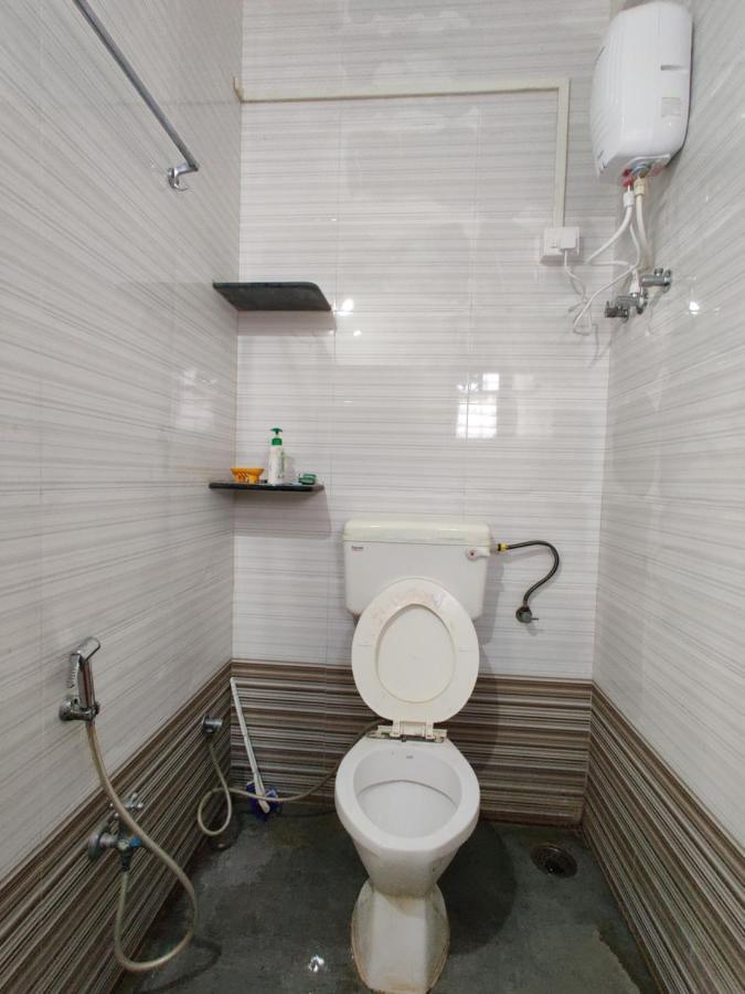 Rajlakshmi Niwas Apartment Solapur Exterior foto